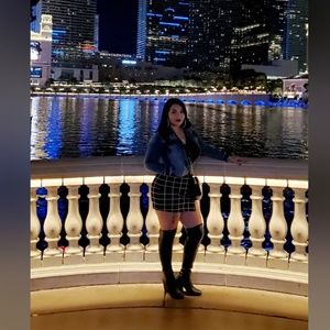 Meet your Posher, Amalia